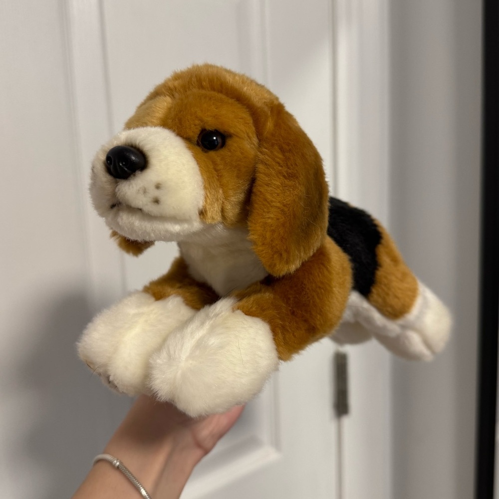 Webkinz Signature Lying Beagle Plush | Retired Ganz | No Code